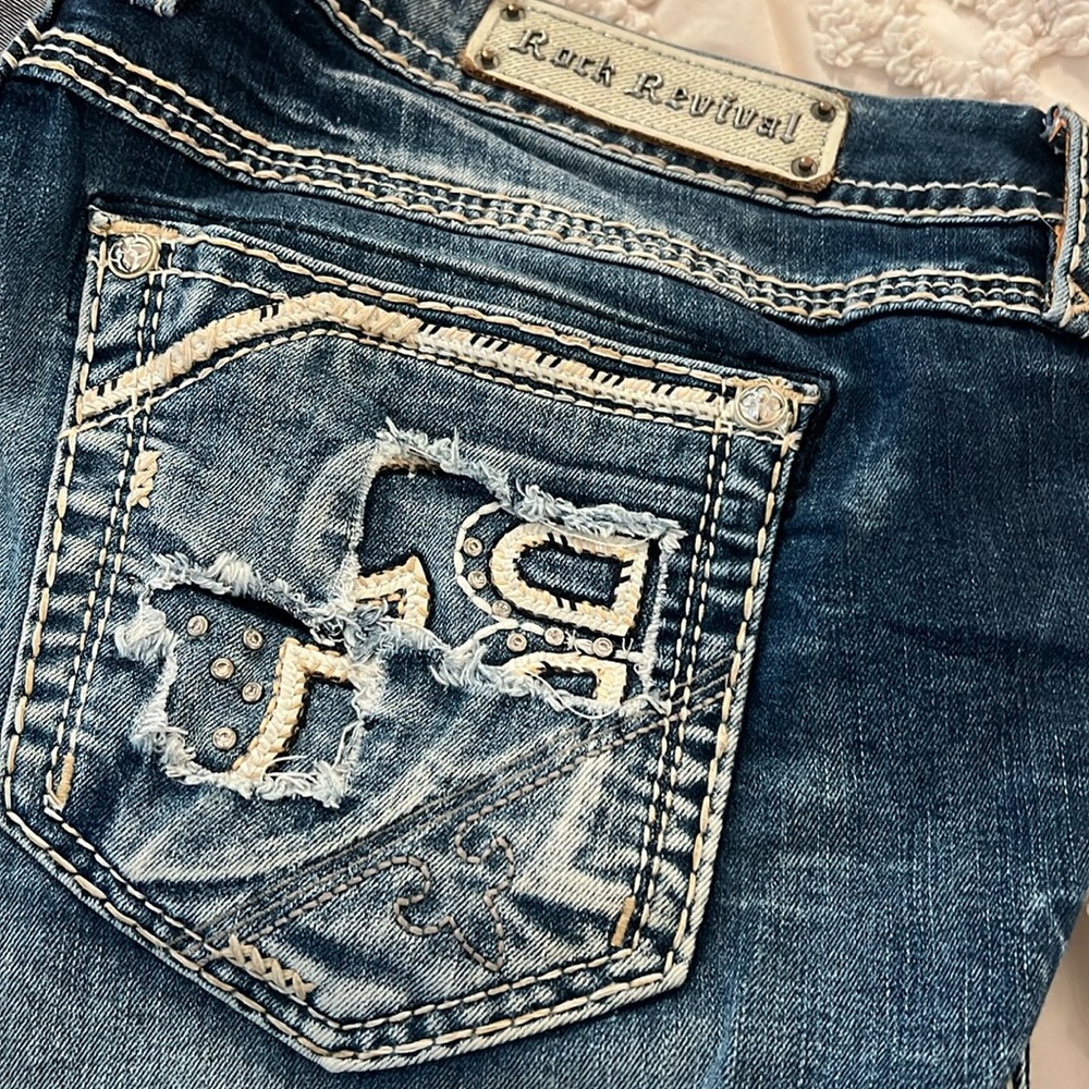 Rock revival easy crop yazhi